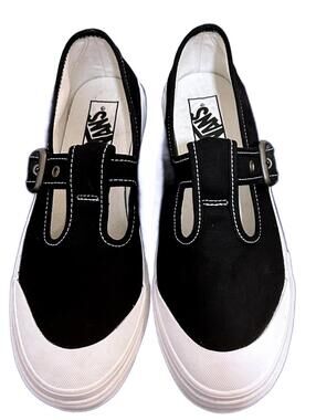 Vans Mary Jane Buckle, Ballet Flat, Slip Ons "Black/White" Women's 8 | NEW
